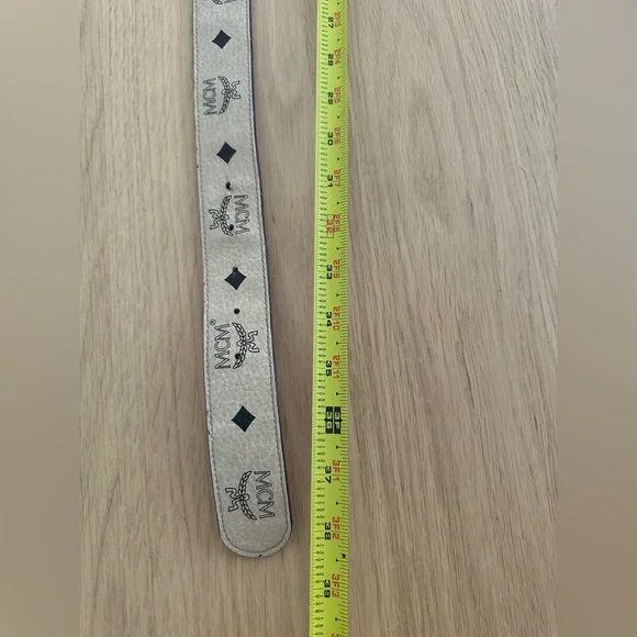 MCM Belt - Picture 11 of 13